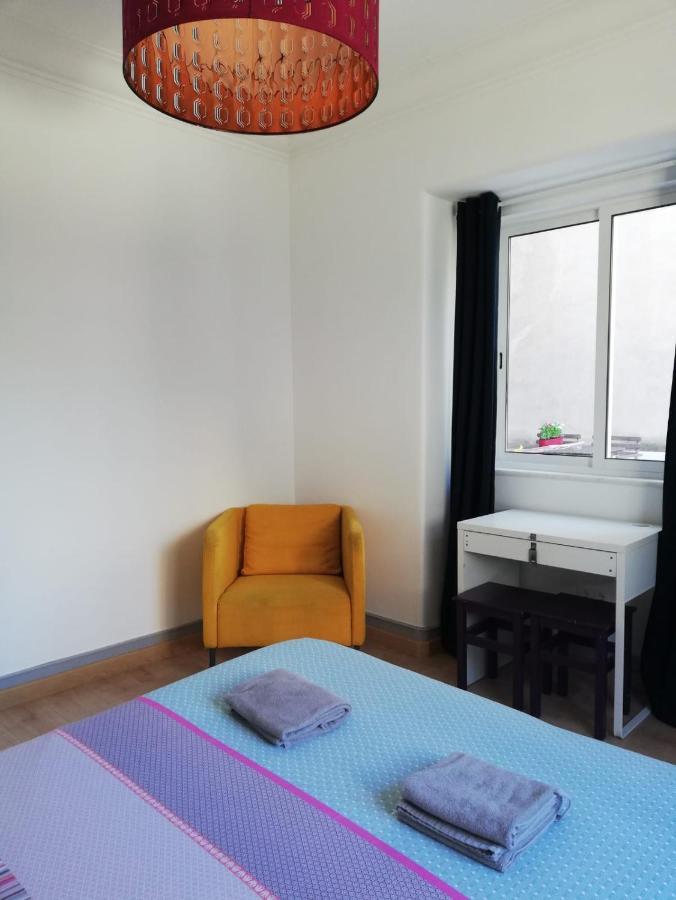 Bed&Shower Moscavide -Self Check-In ภายนอก รูปภาพ