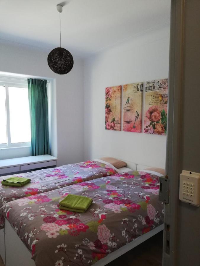 Bed&Shower Moscavide -Self Check-In ภายนอก รูปภาพ